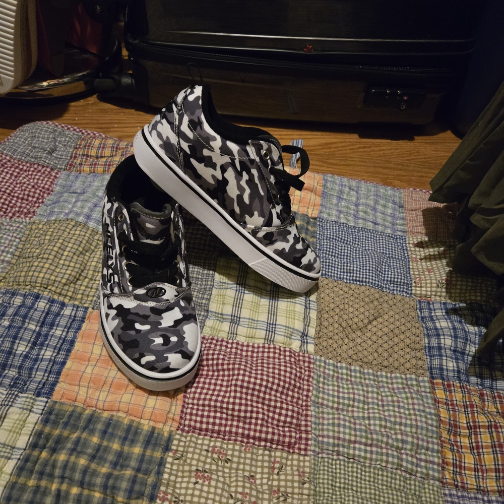Heelys Kids Black and White Camouflage Sneakers